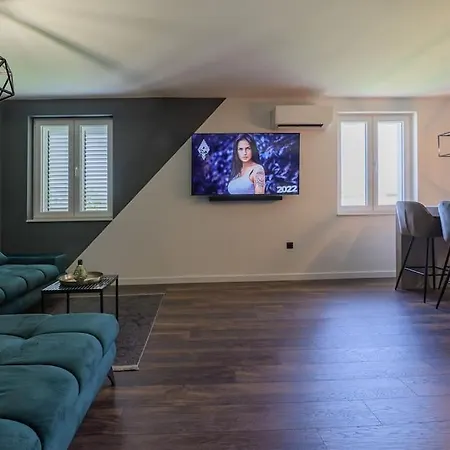 Loft-cave * سبليت